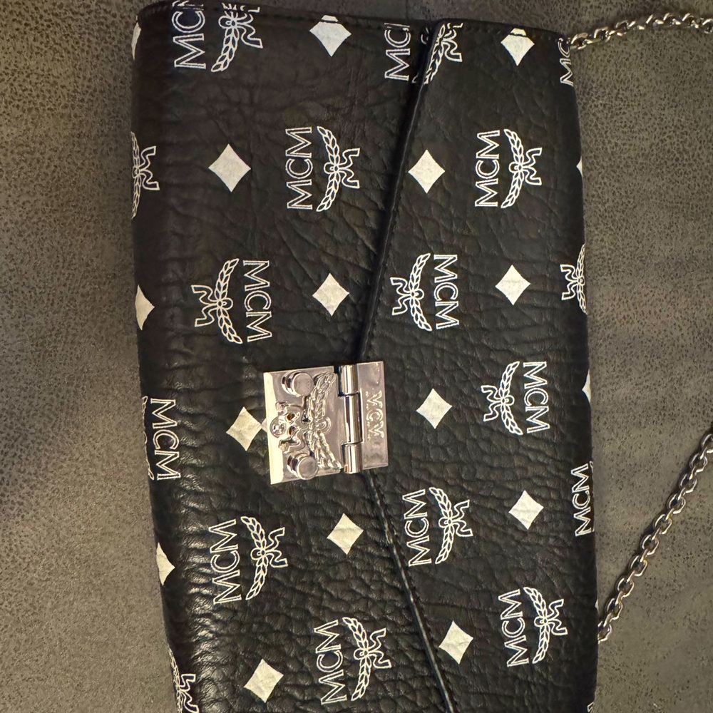 MCM Black Leather Women's Bag (lightly used)